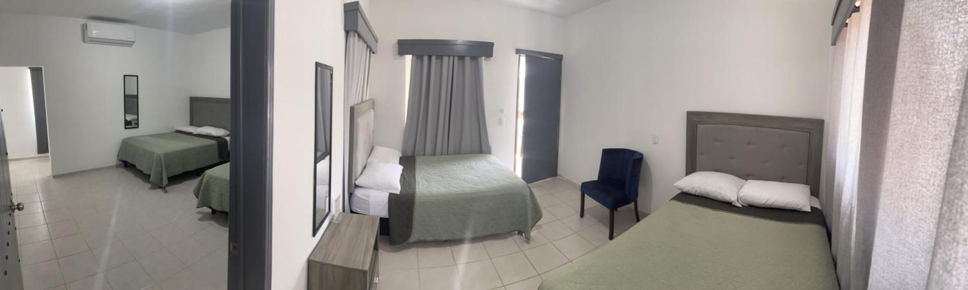 Deluxe Family Room