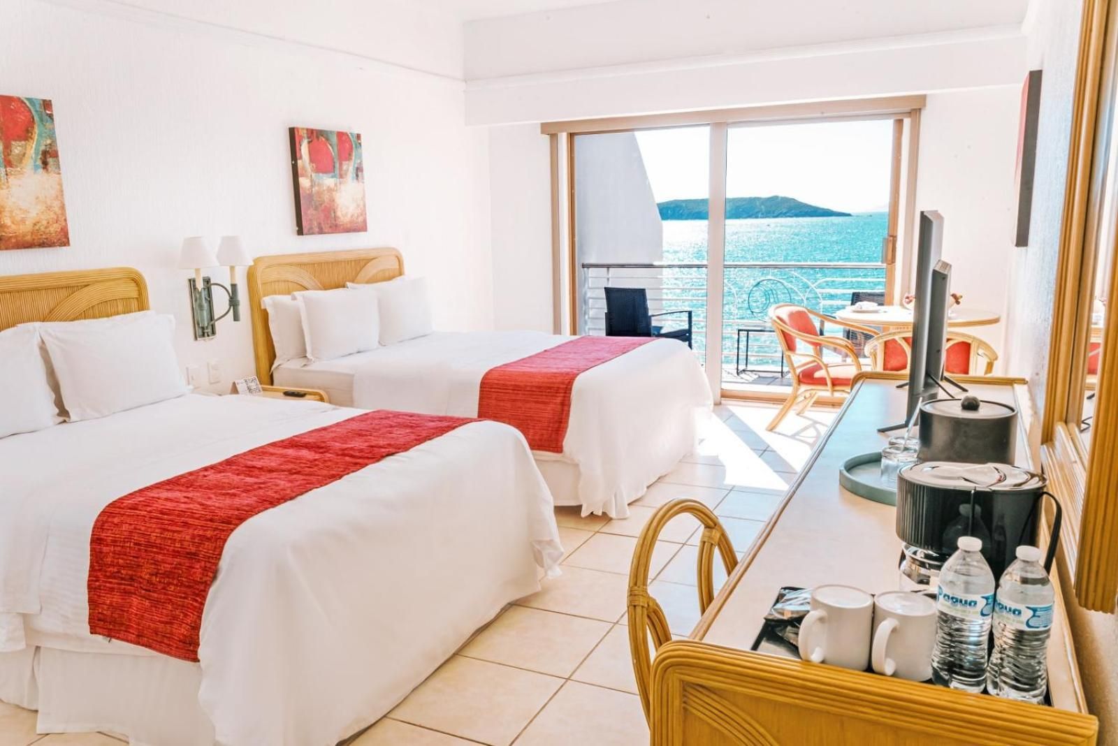 Deluxe Double Room with Balcony