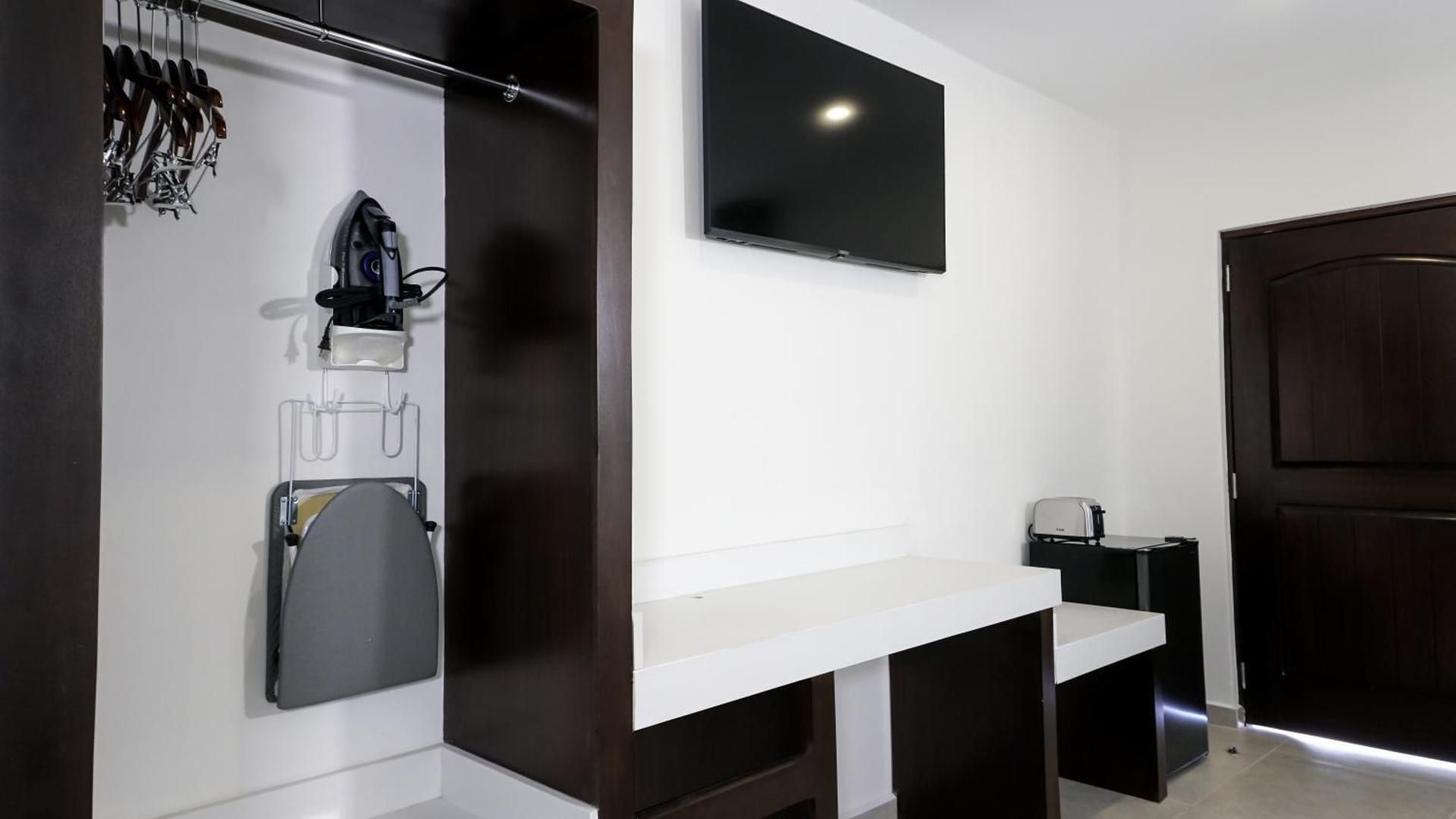 Twin Room with Pool View