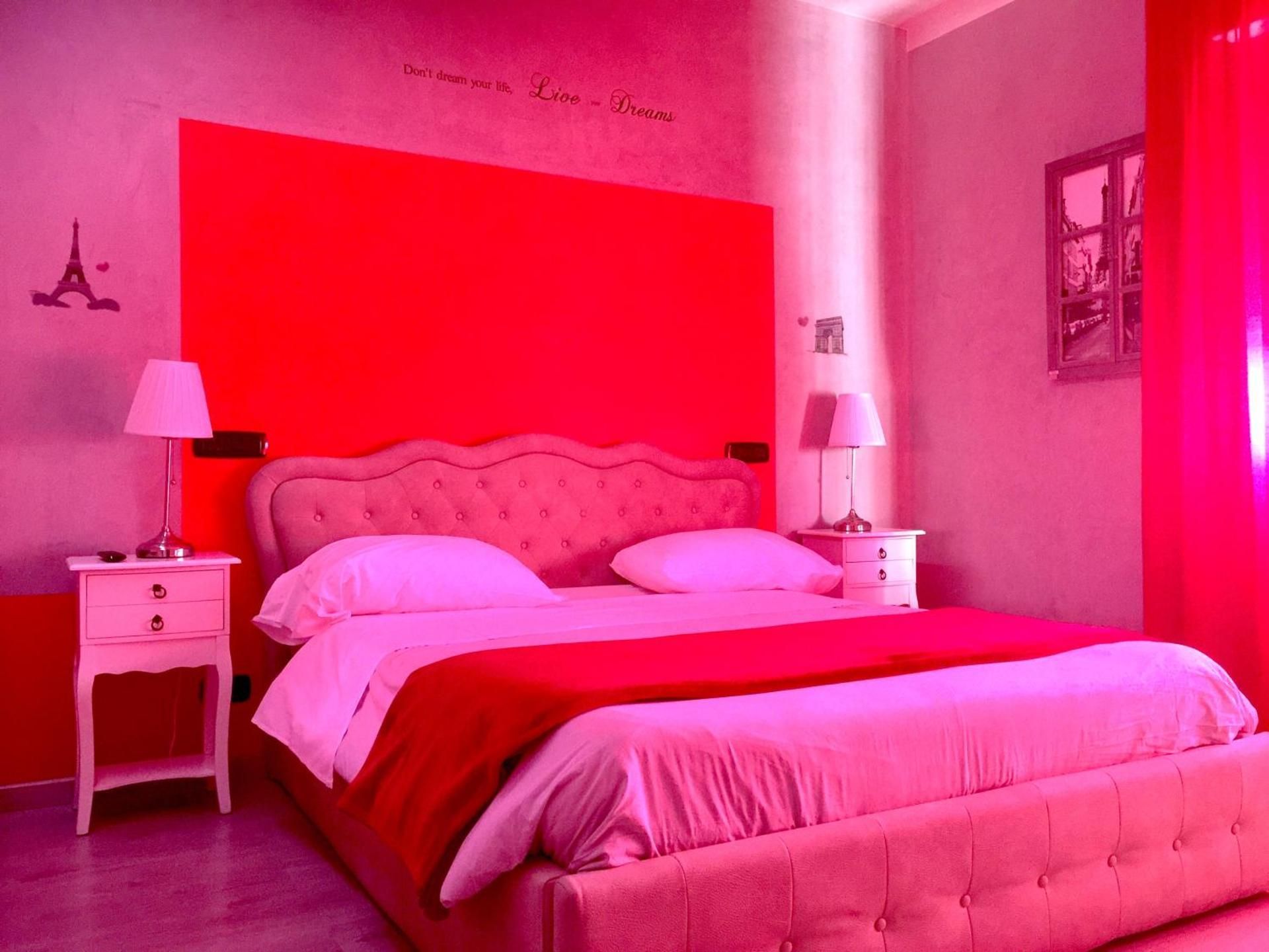 King Room with Spa Bath Paris