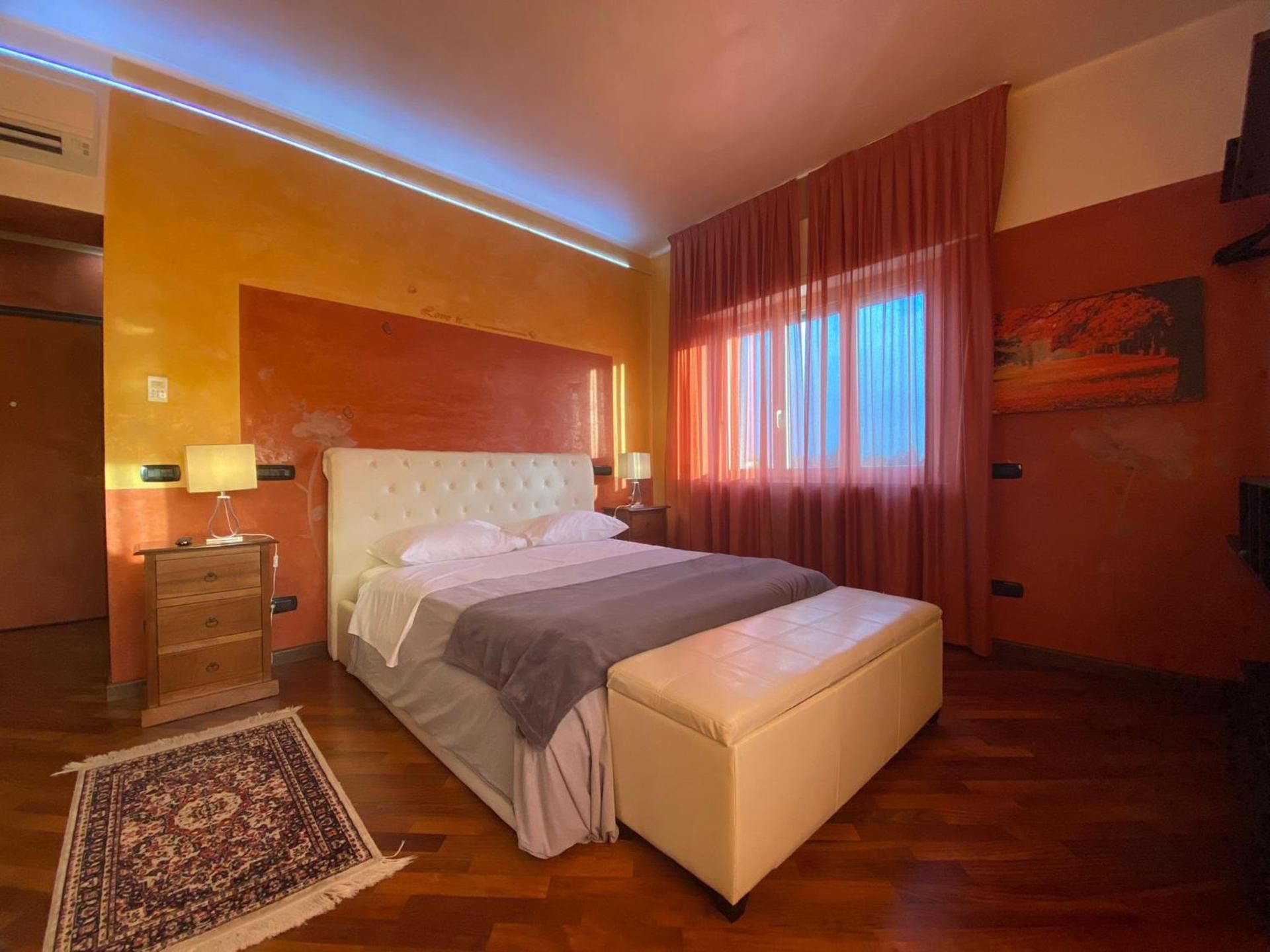 Executive Suite Autumn