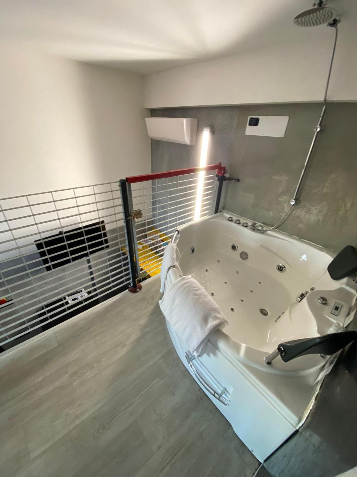 Loft - Separate Building