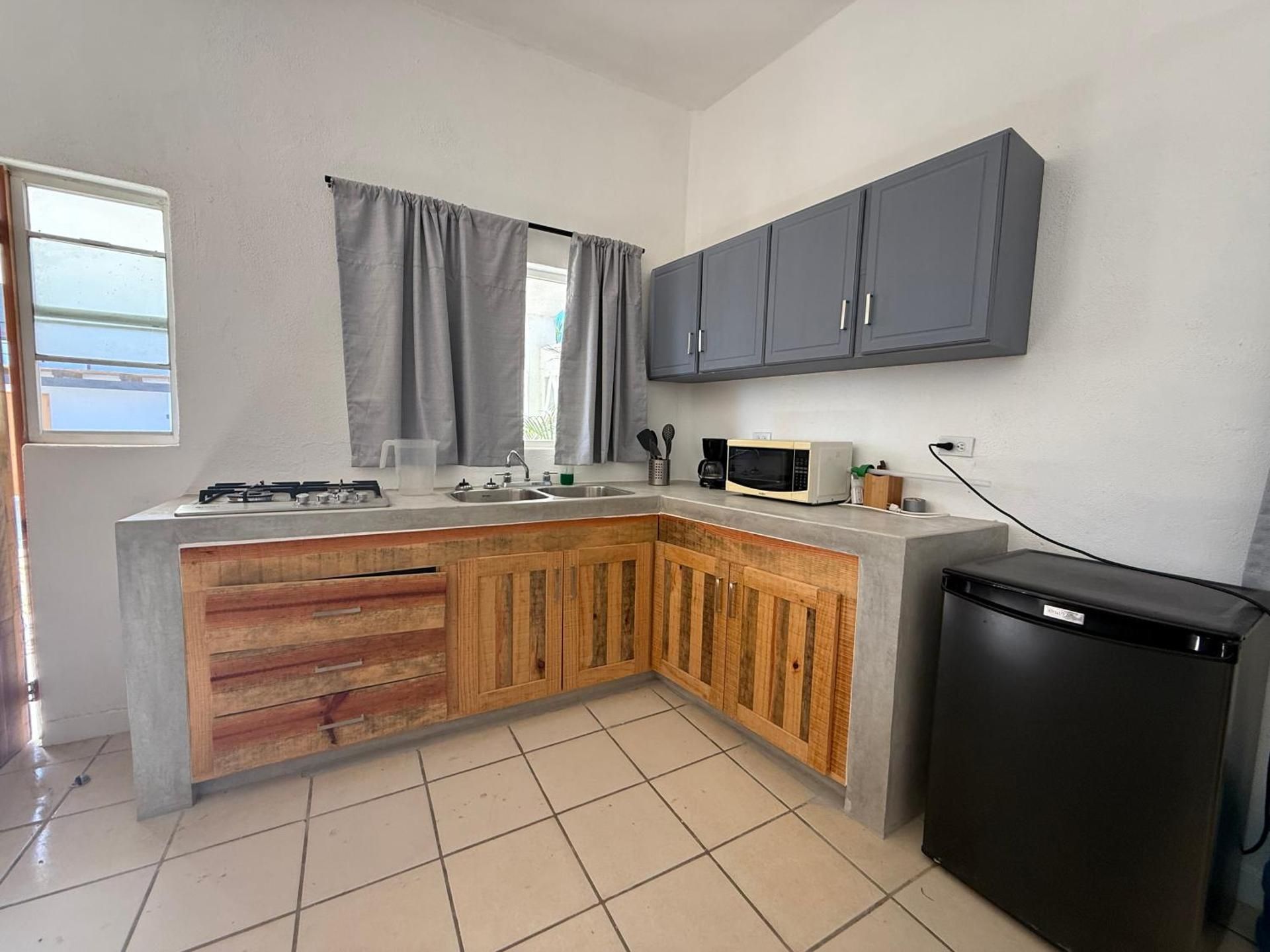 Classic One-Bedroom Apartment with King Bed