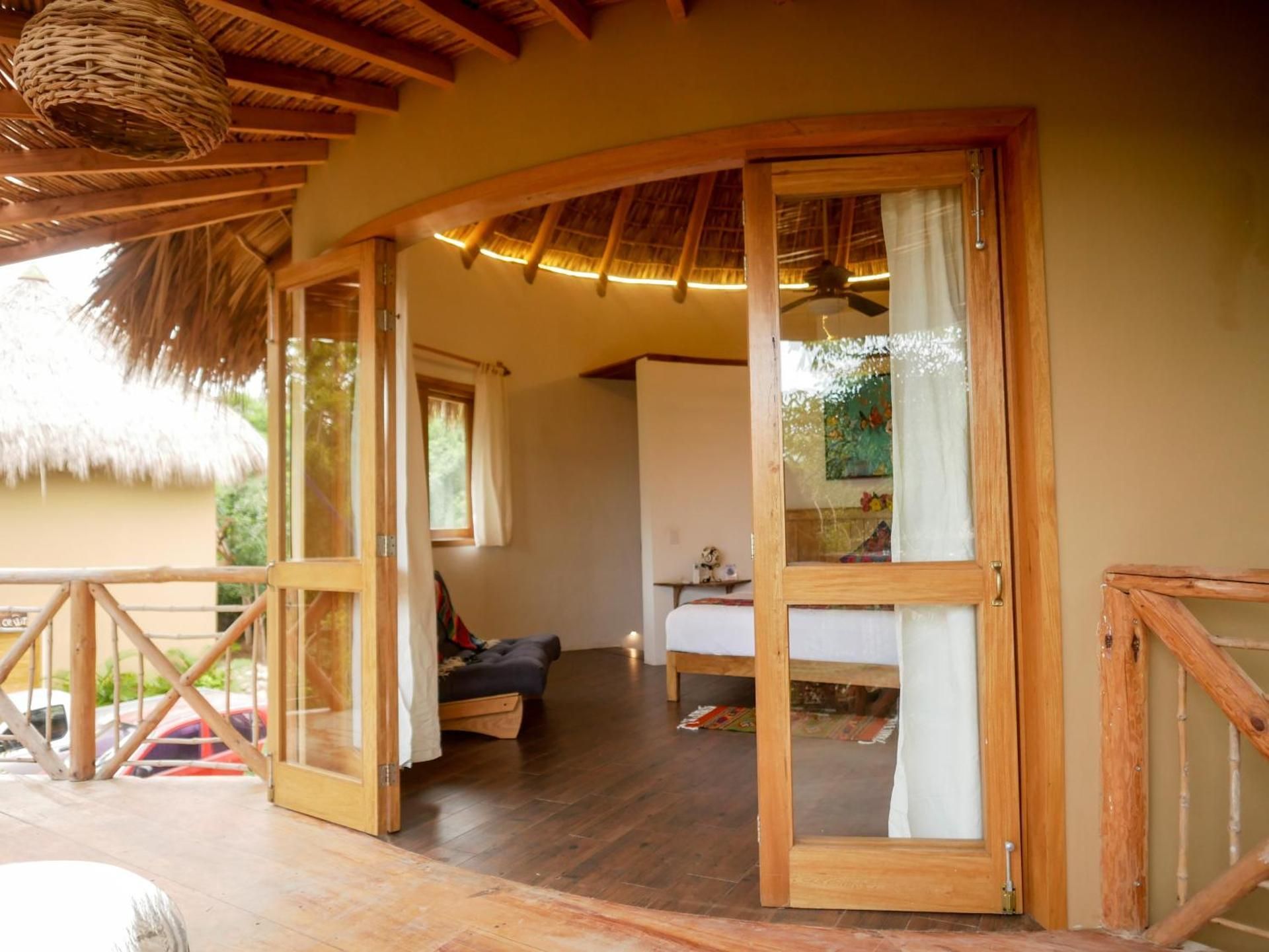 Bungalow with Garden View