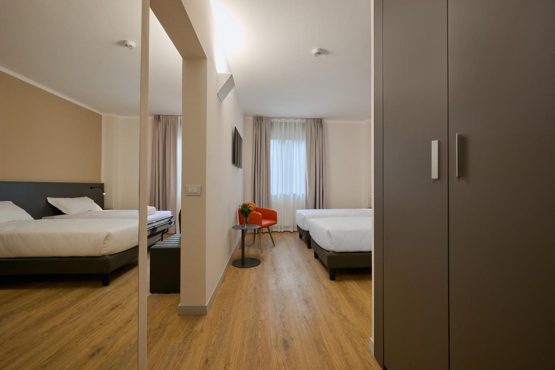 Twin Room