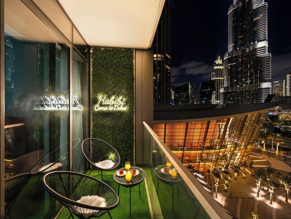 Delujo Stays - Grande Signature Residence