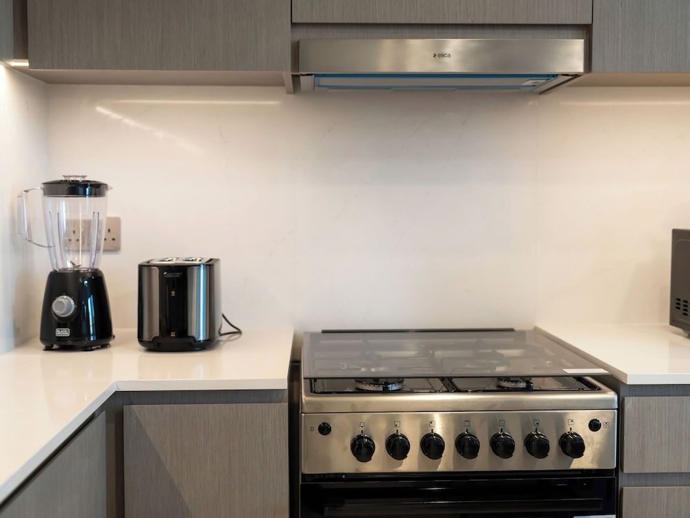 Delujo Stays - Grande Signature Residence