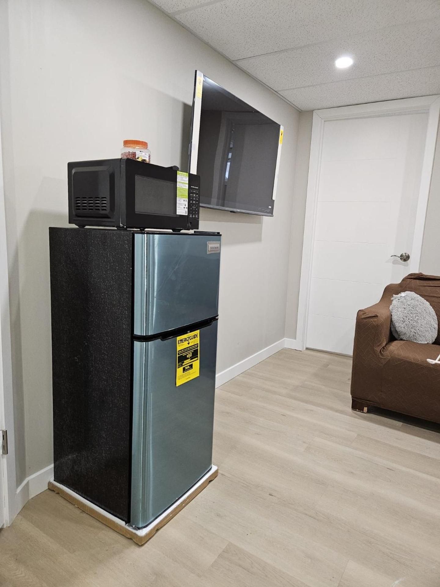 Jimmy Family Room with Private Bathroom