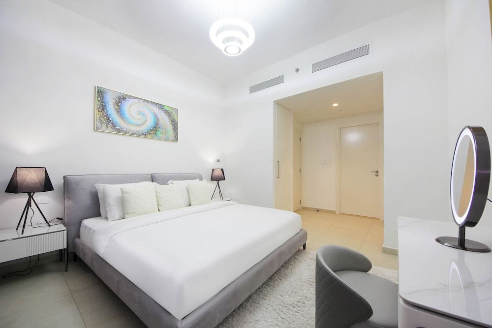 Apartment, City View