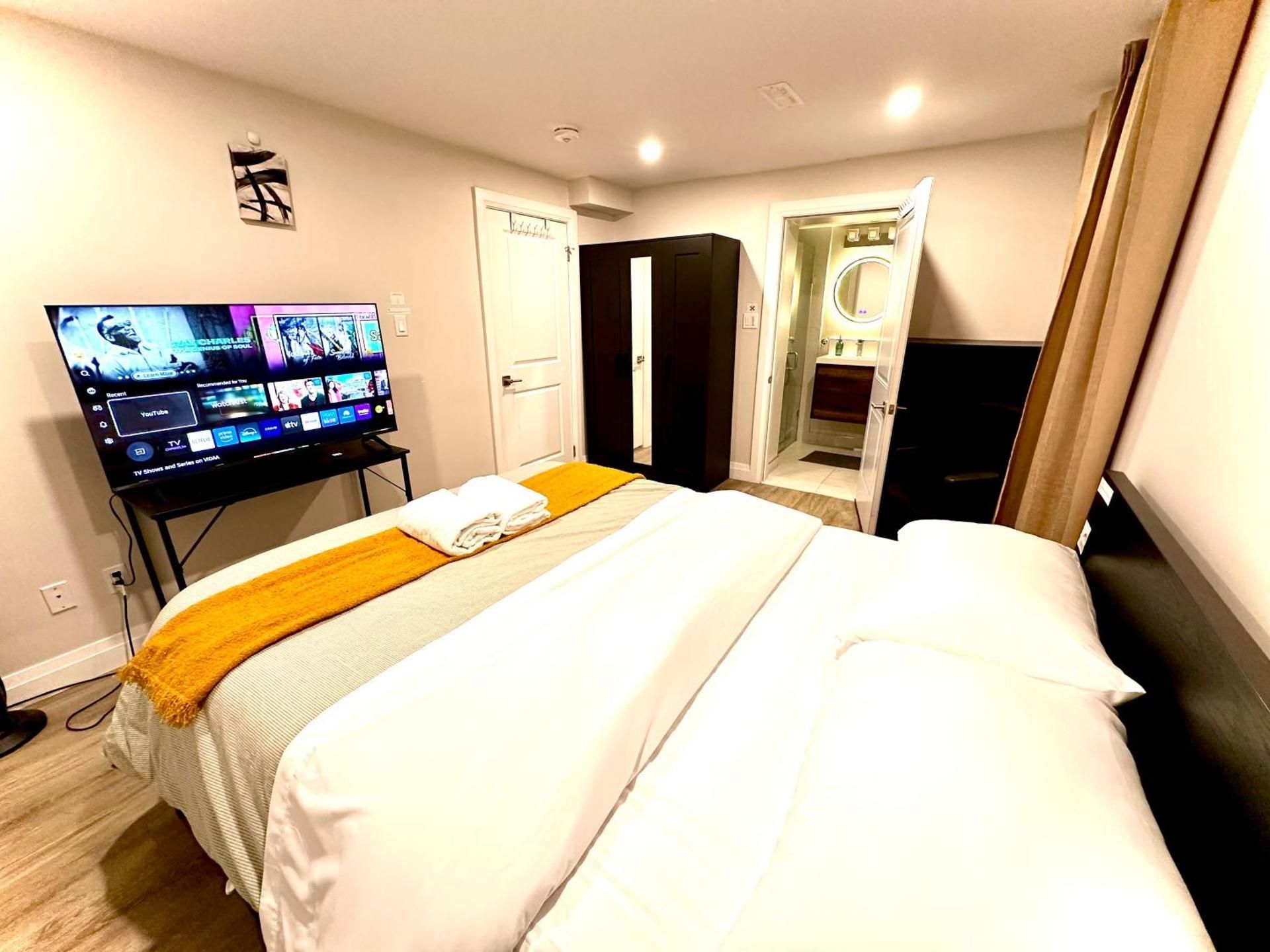 Queen Room