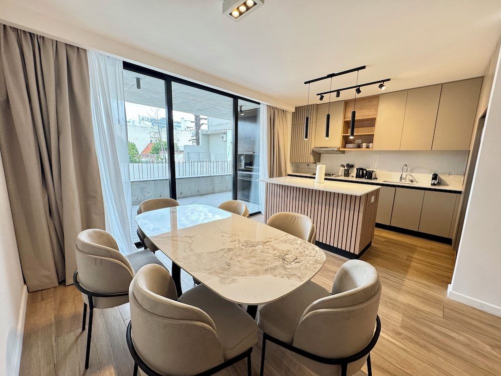 Deluxe Apartment, 3 Bedrooms, City View