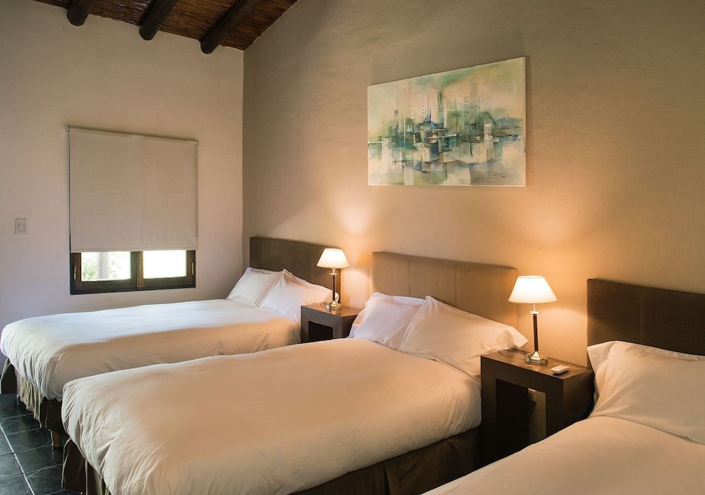 Postales by DOT Boutique Triple Room, 3 Twin Beds