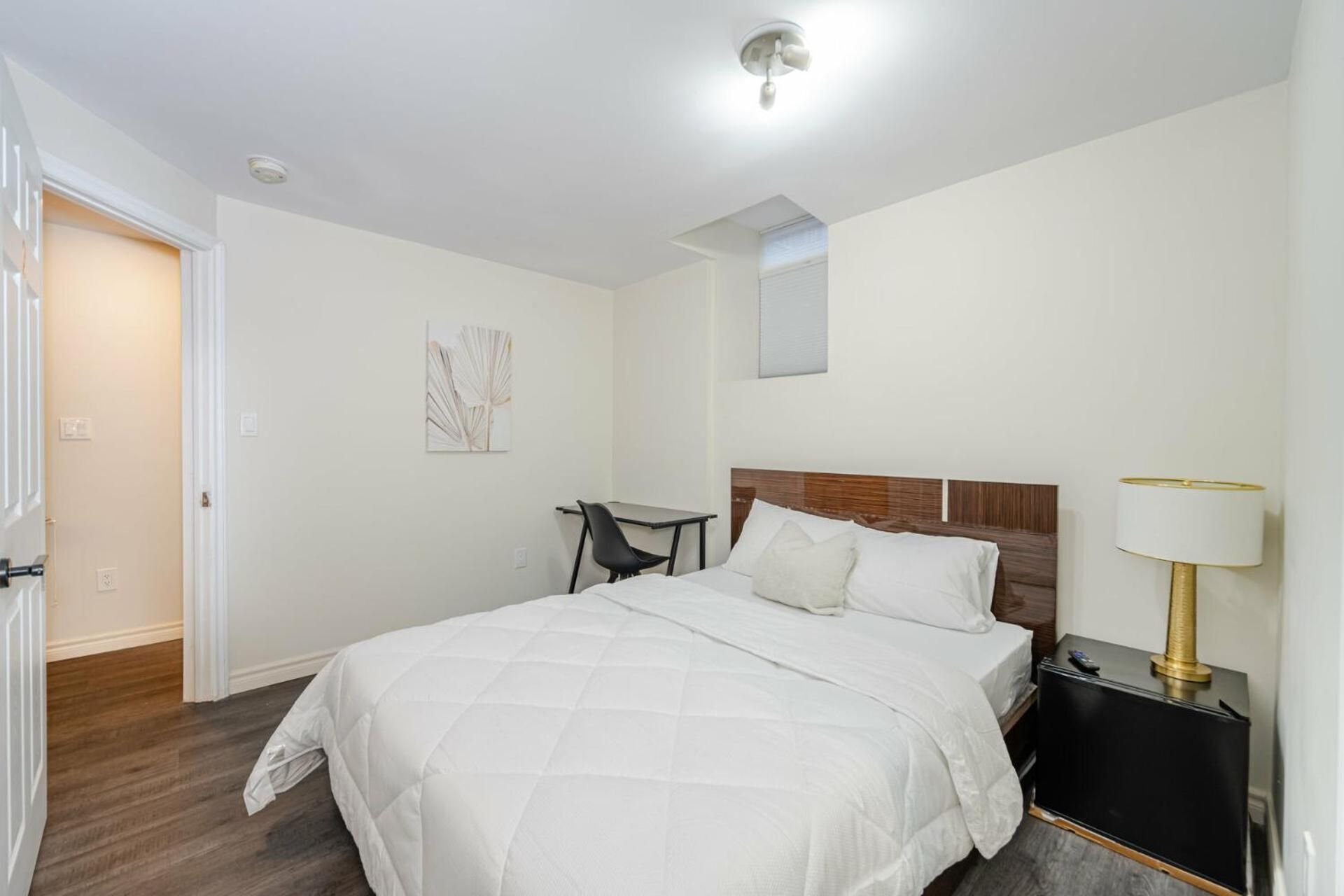 Deluxe Double Room with Shower