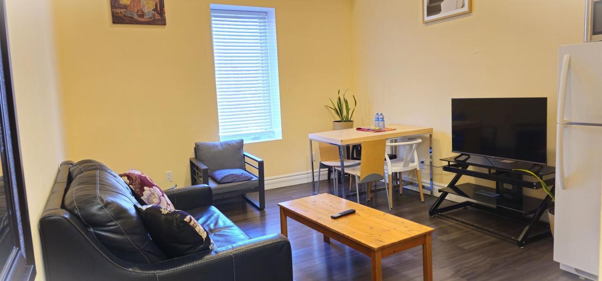 Perfect Location! Quiet-Spacious-2 Bed-2 Bath