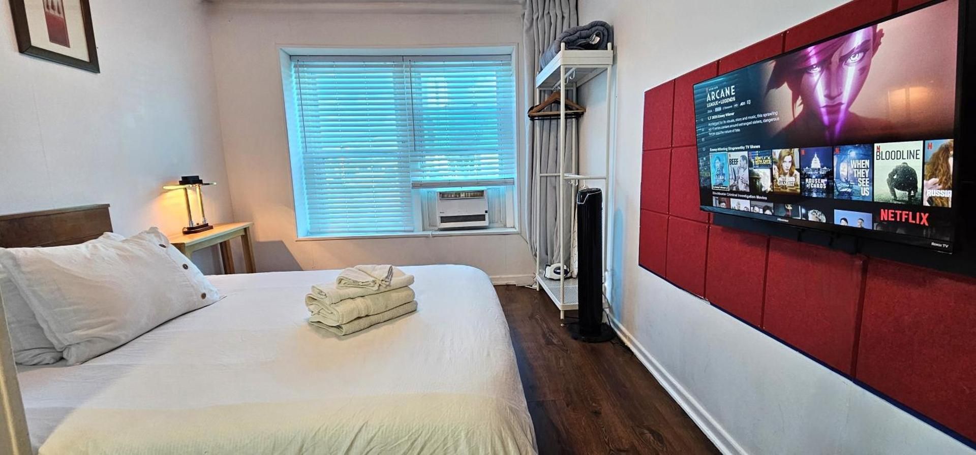 Apartment with City View