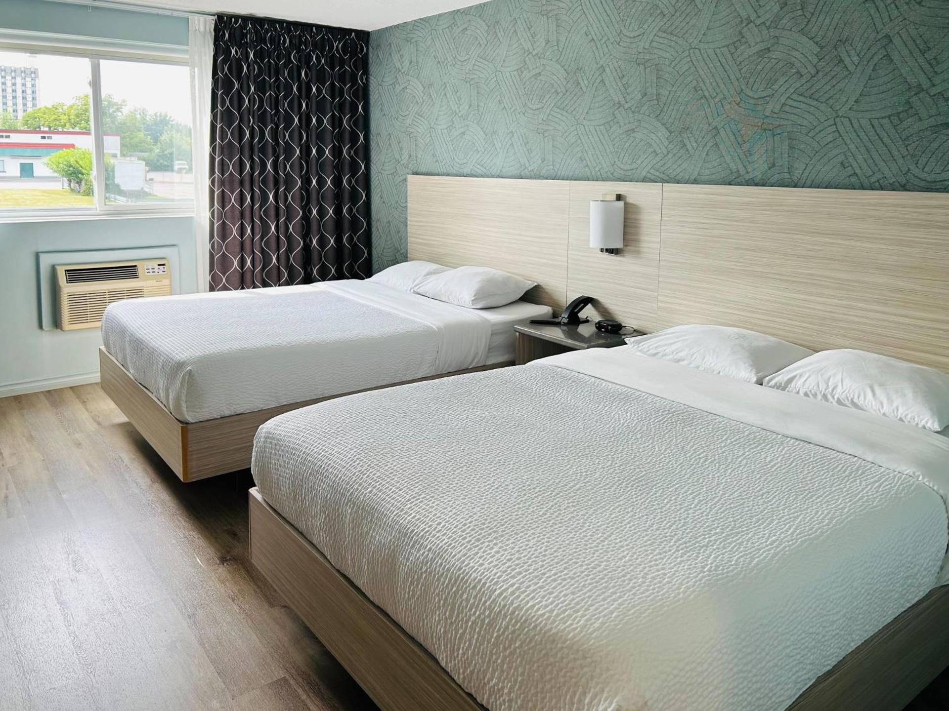 Queen Room with Two Queen Beds - Non-Smoking