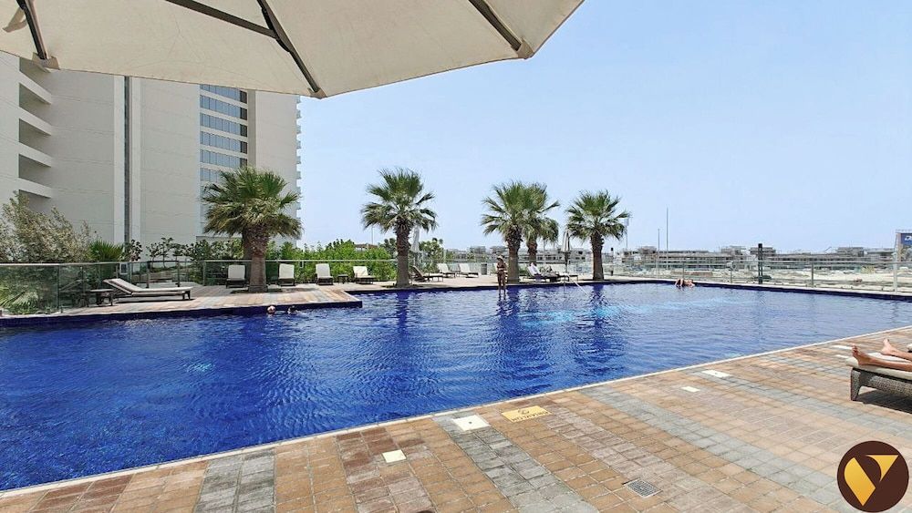 Gulf Gate Near Golf Club Parks & Pool