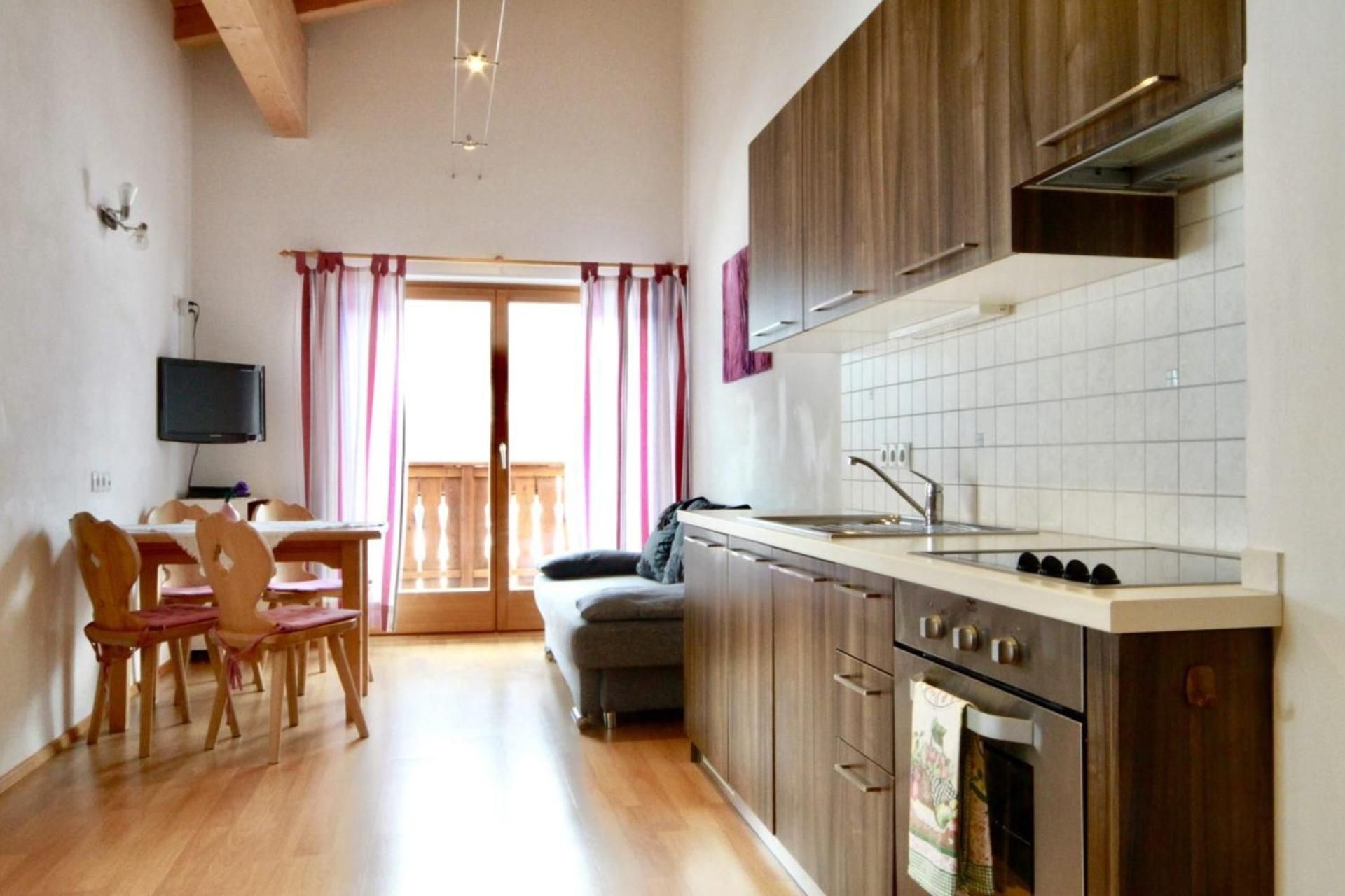 Superior One-Bedroom Apartment with Balcony