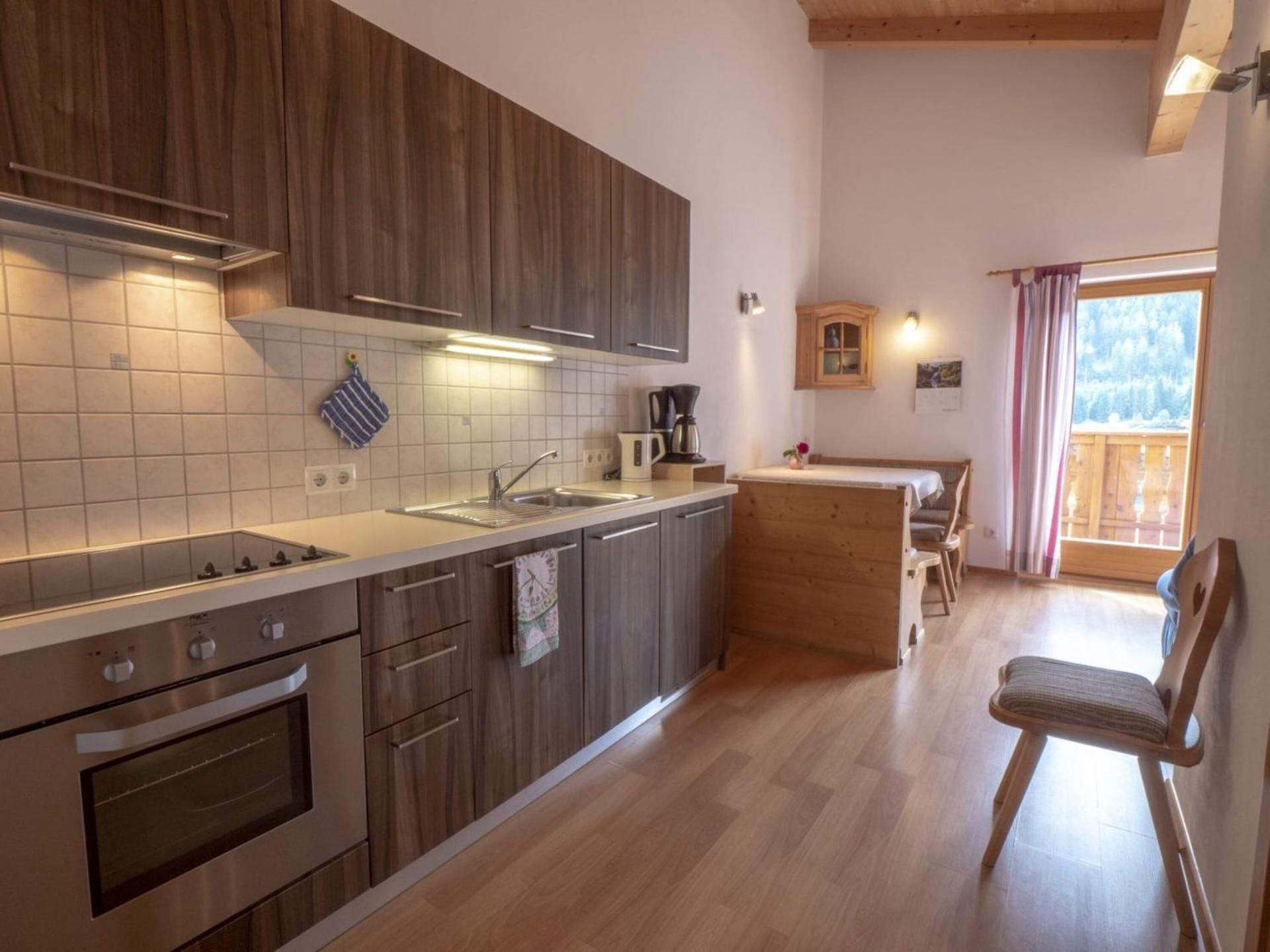 Superior One-Bedroom Apartment