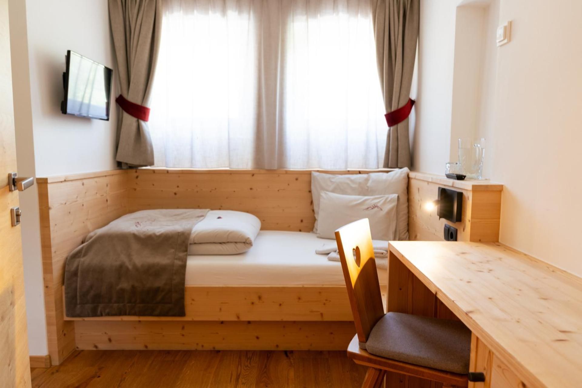 Double Room with Balcony (3 Adults)