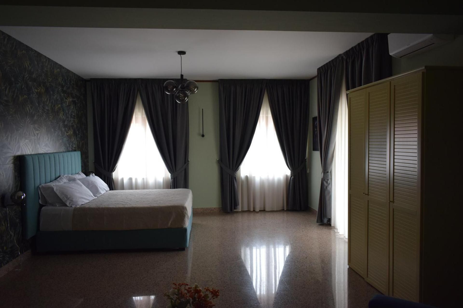 Quadruple Room with Terrace