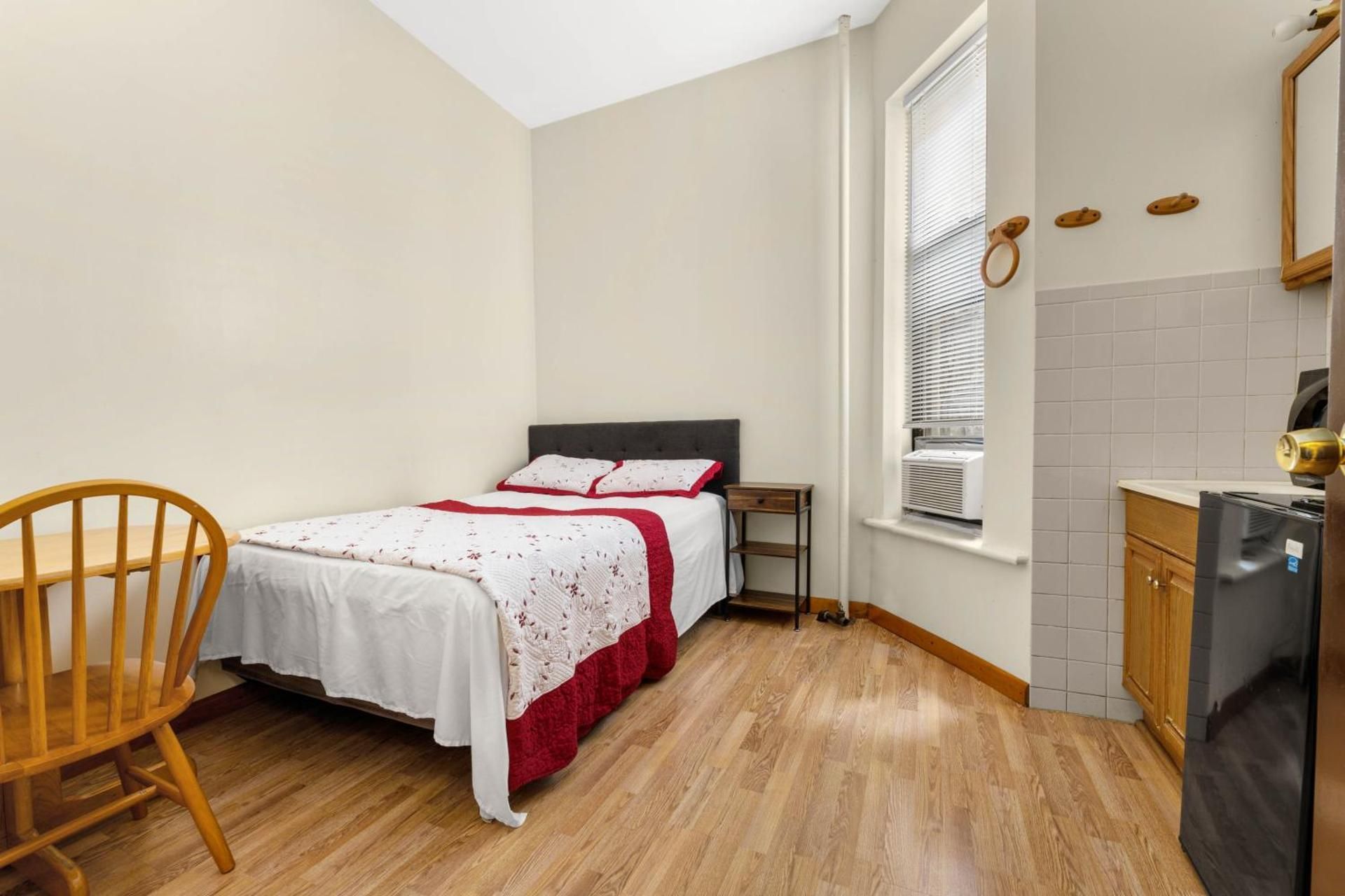 Small Single Room