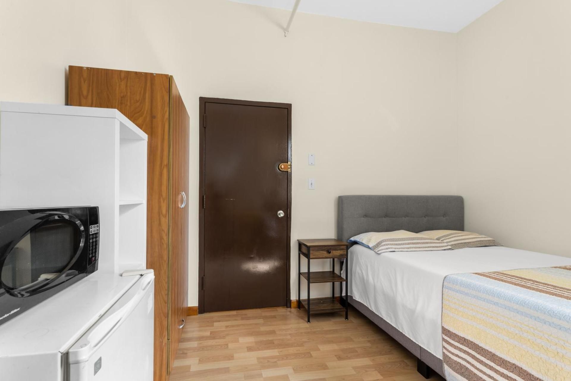 Single Room with Shared Bathroom