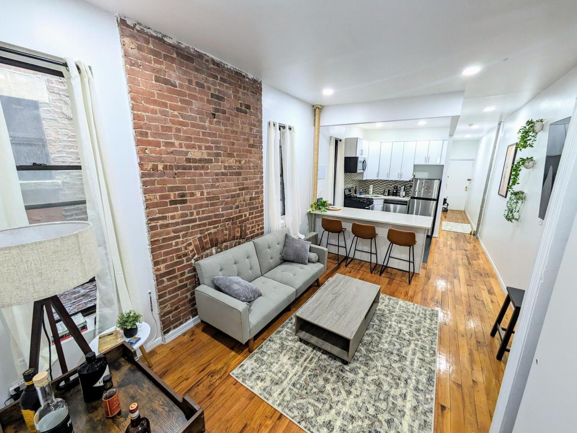 One-Bedroom Apartment