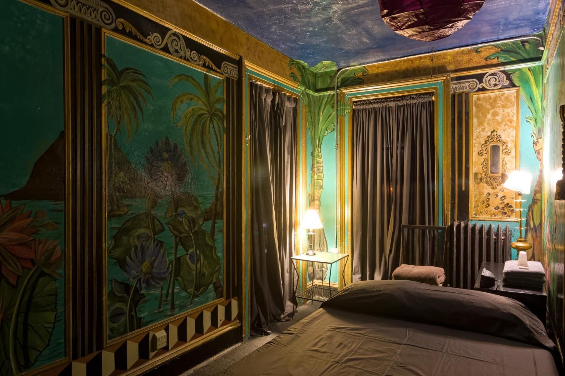 Double Room with Shared Bathroom