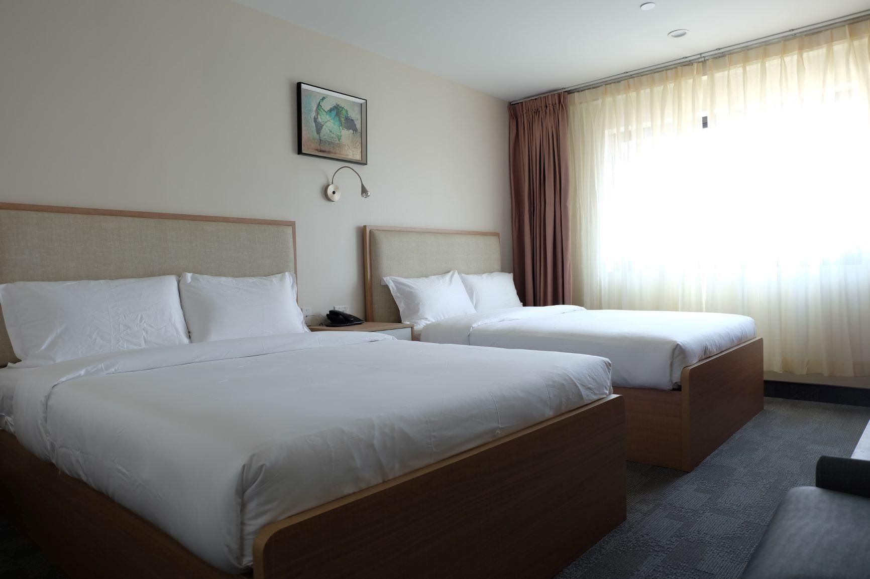 Two Queen Beds - Non-Smoking
