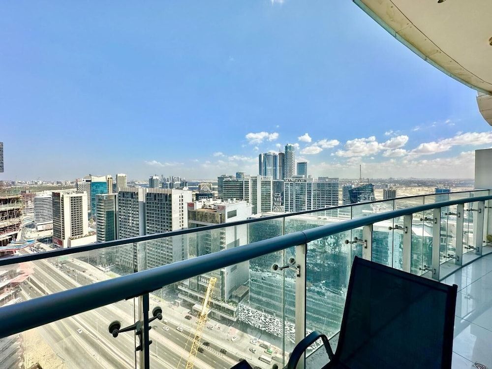 Deluxe Apartment, City View