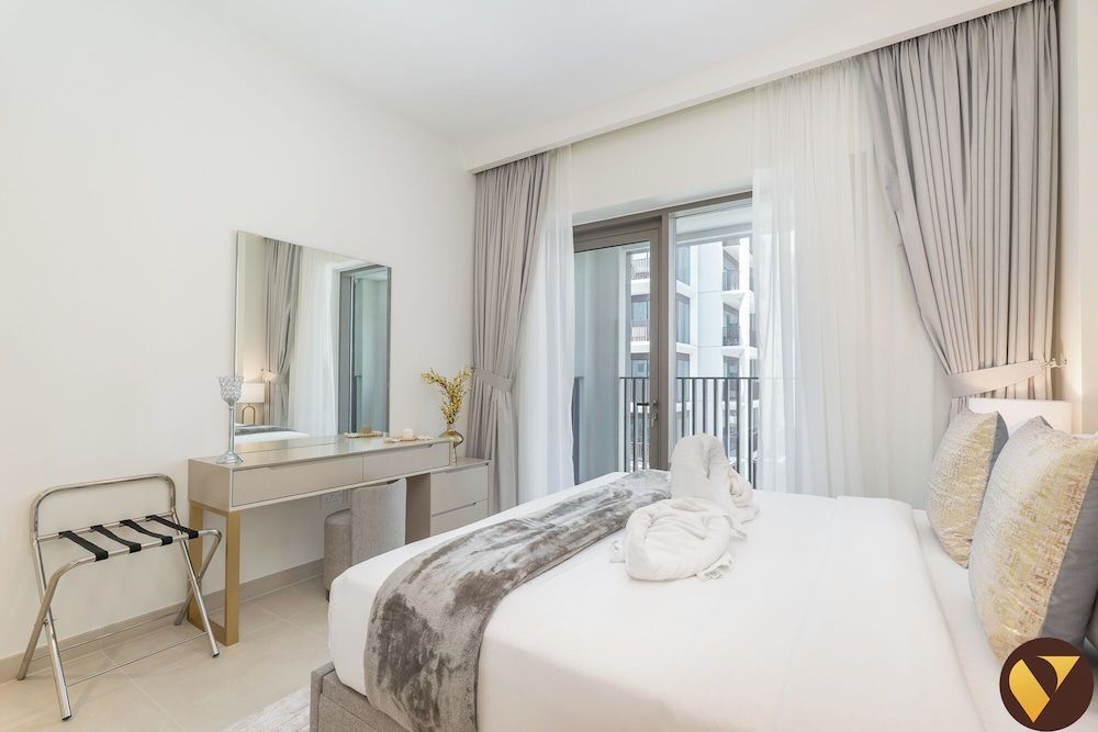 Vogue Rosewater Creek Beach Stylish 2BR