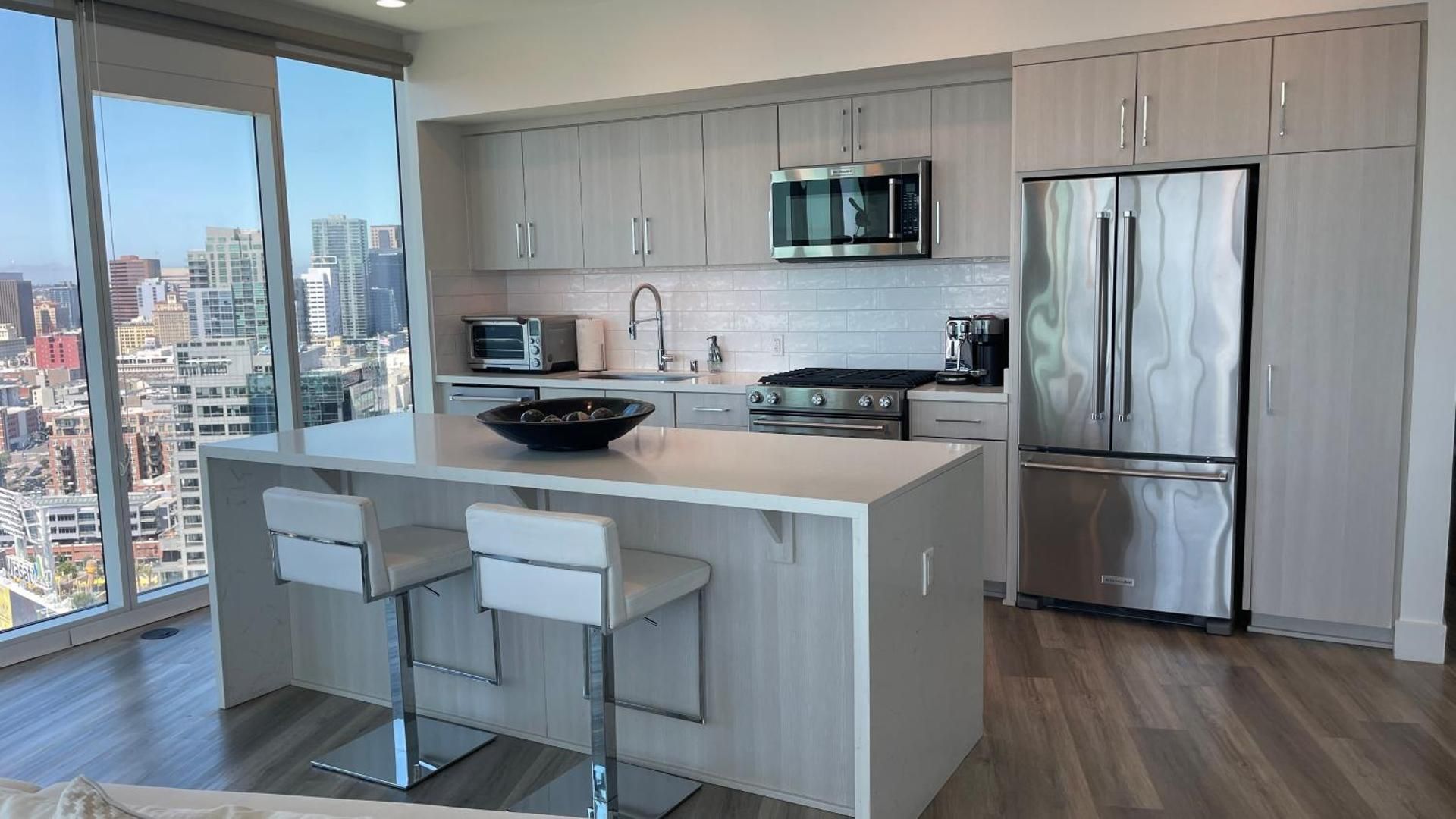 Two-Bedroom Deluxe Apartment with Ocean View