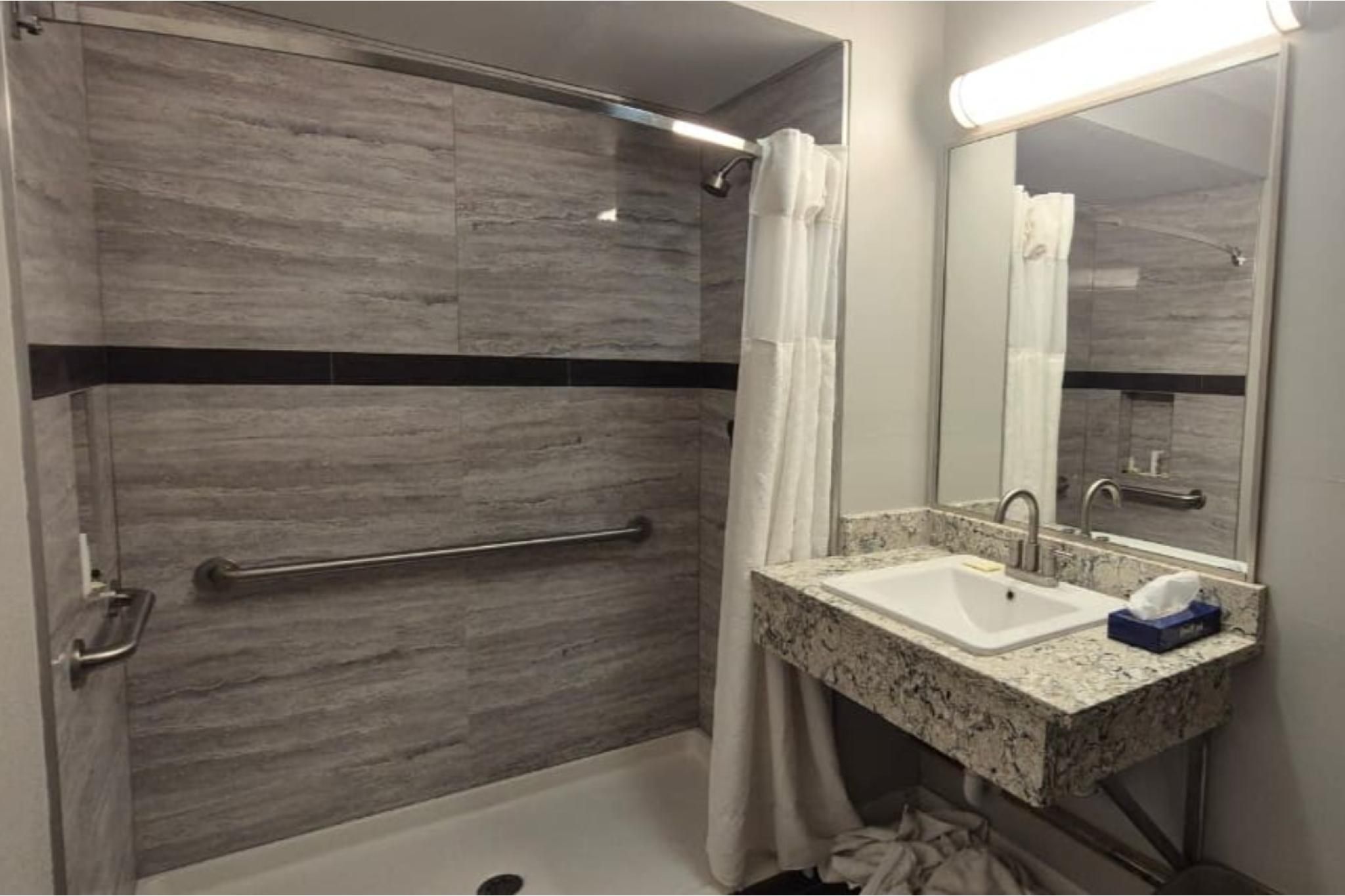 King Bed Accessible Non-Smoking