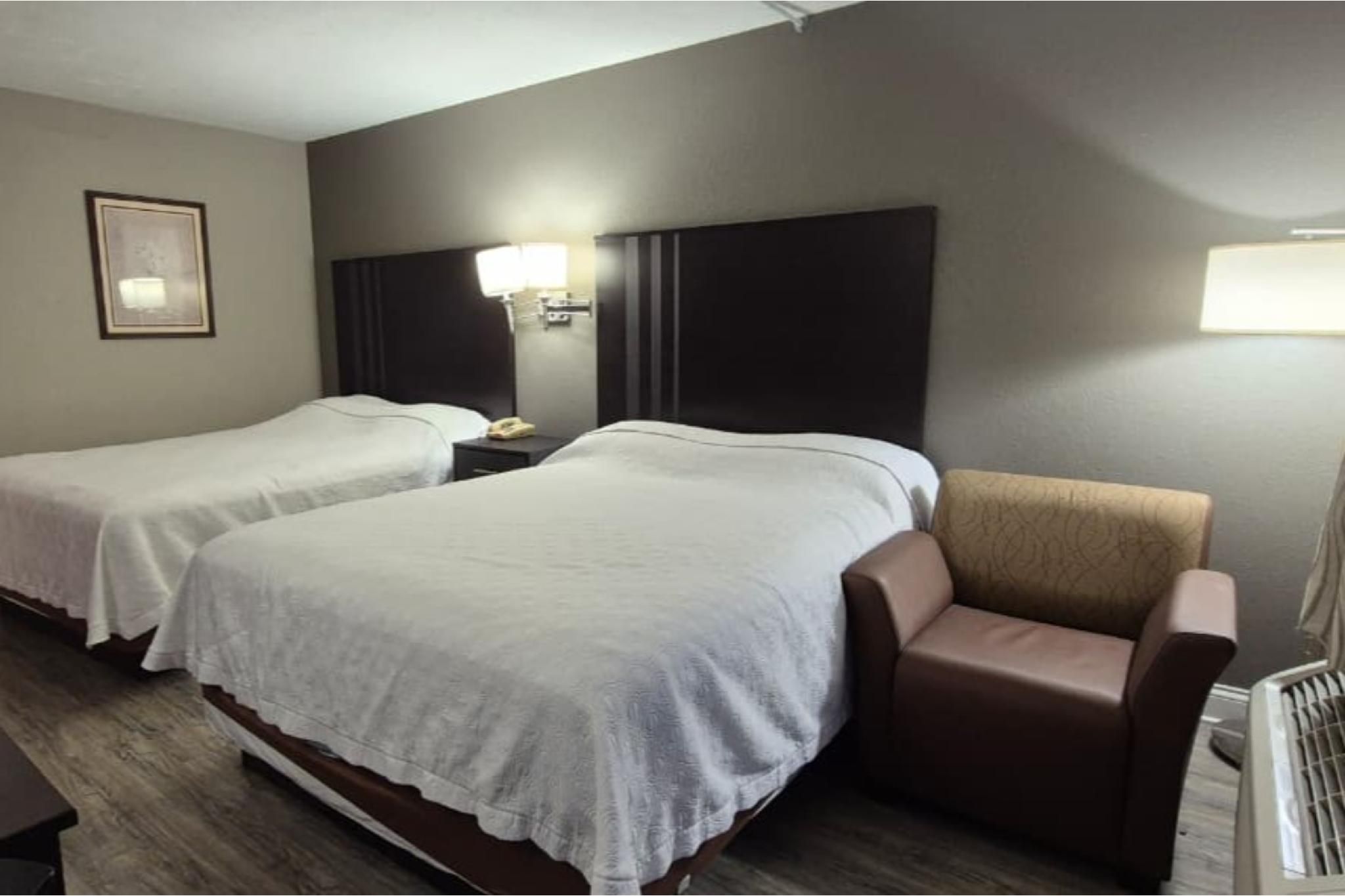 Economy Inn By Townhouse Merrillville US 30 2 Queen Beds Non-Smoking