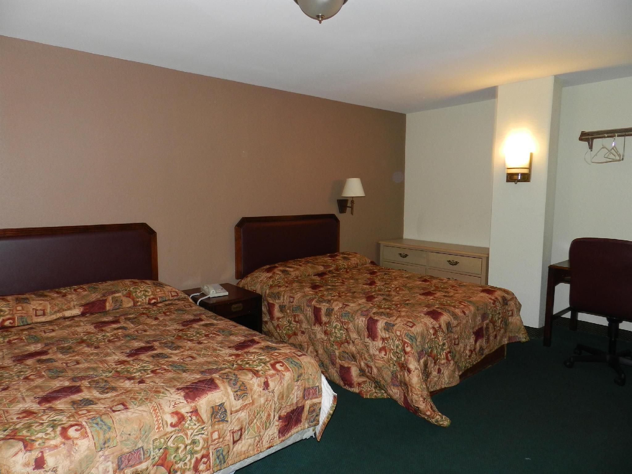 Viking Motel Detroit 2 Double Beds Nonsmoking