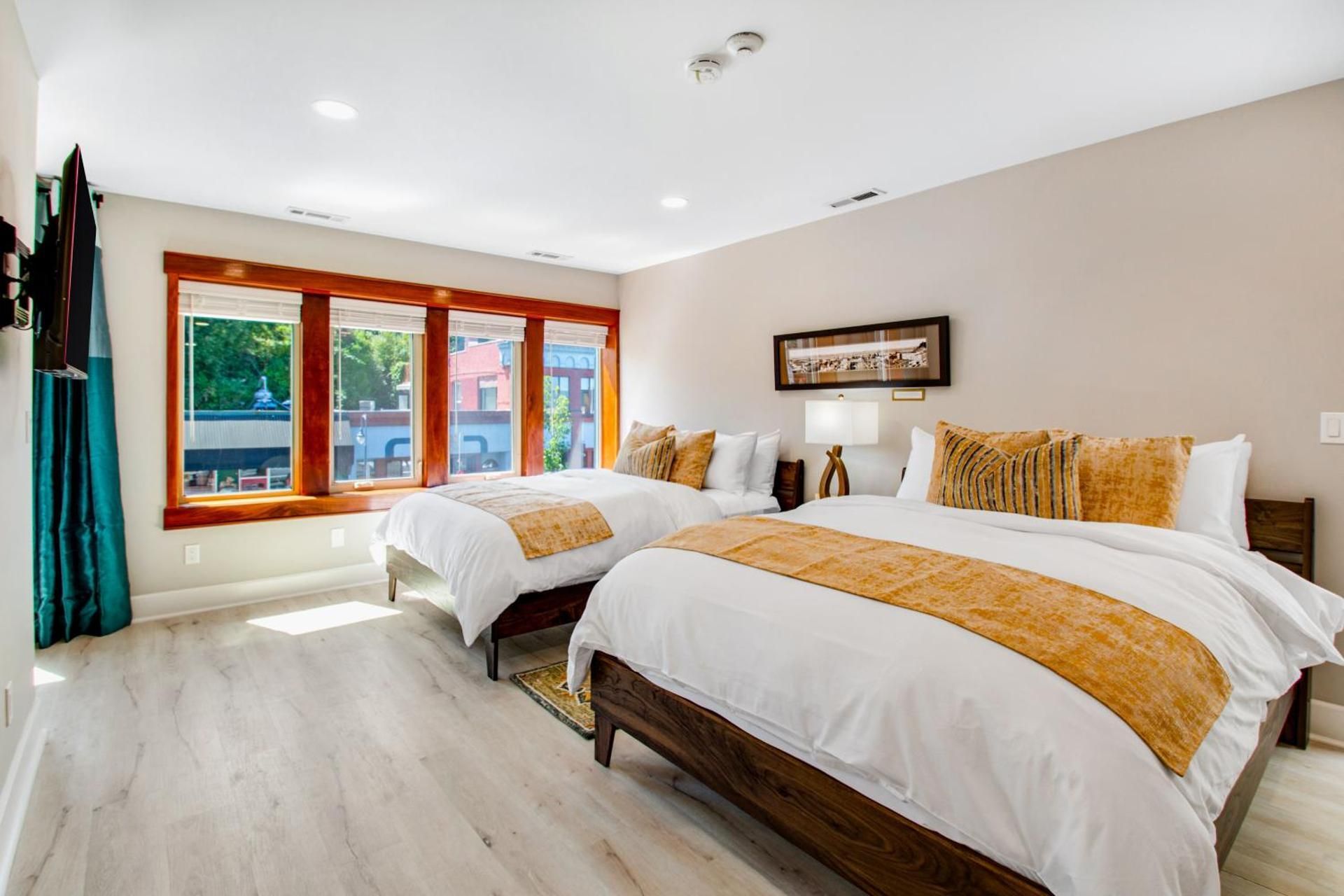 One Bedroom Apartment