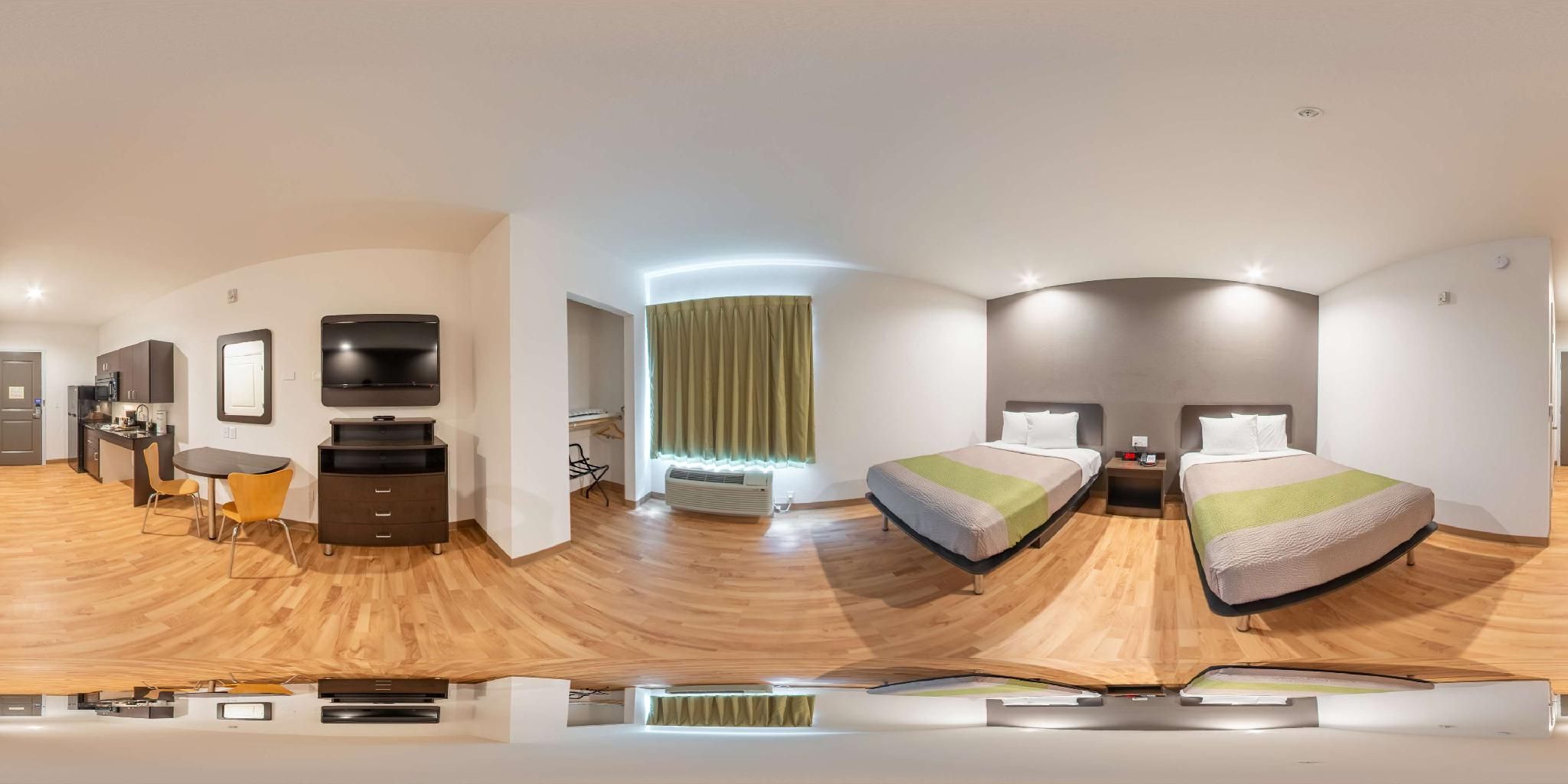 2 Queen Beds | Non-Smoking, Micfridge