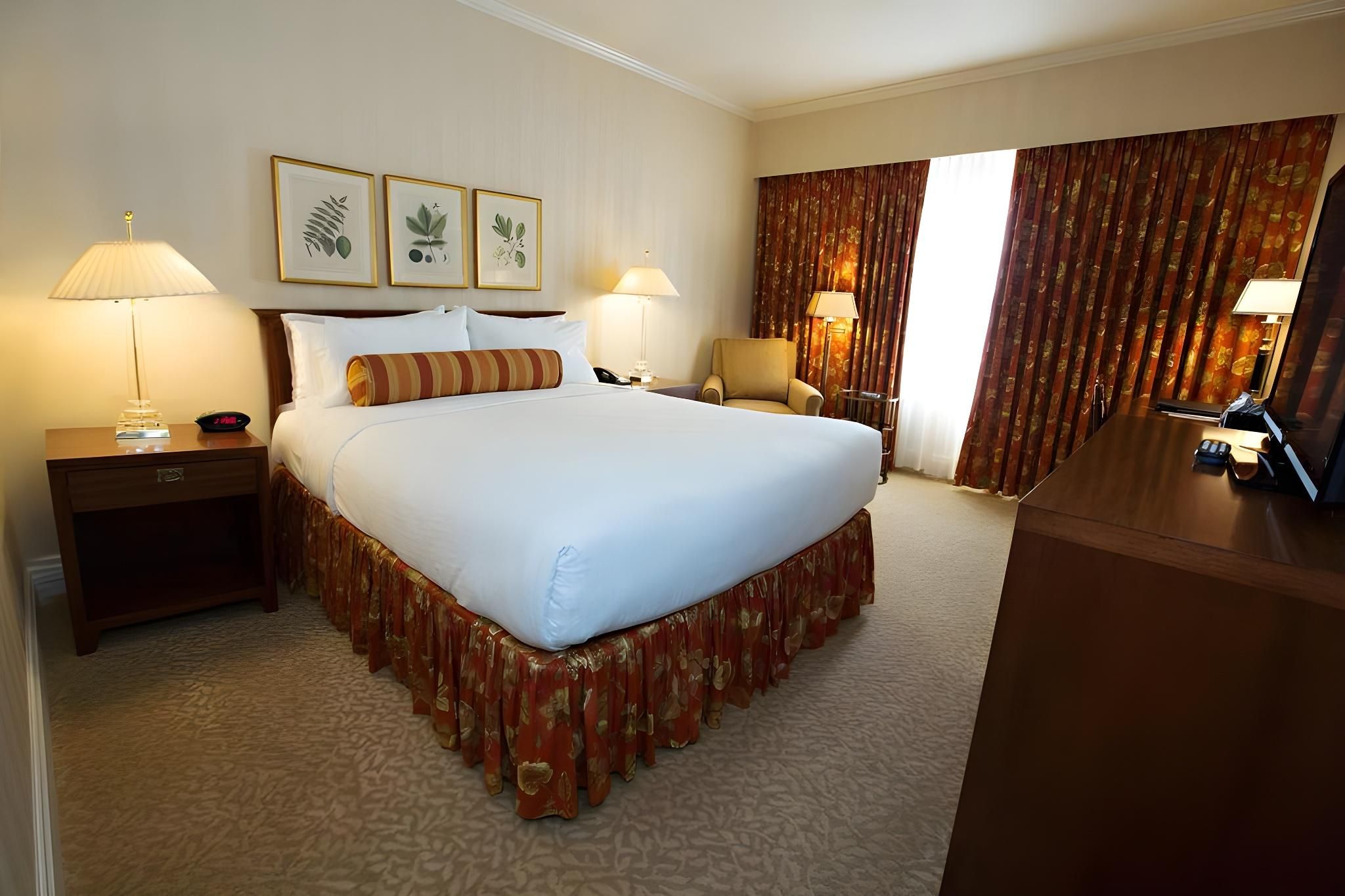 City Classic Queen Room