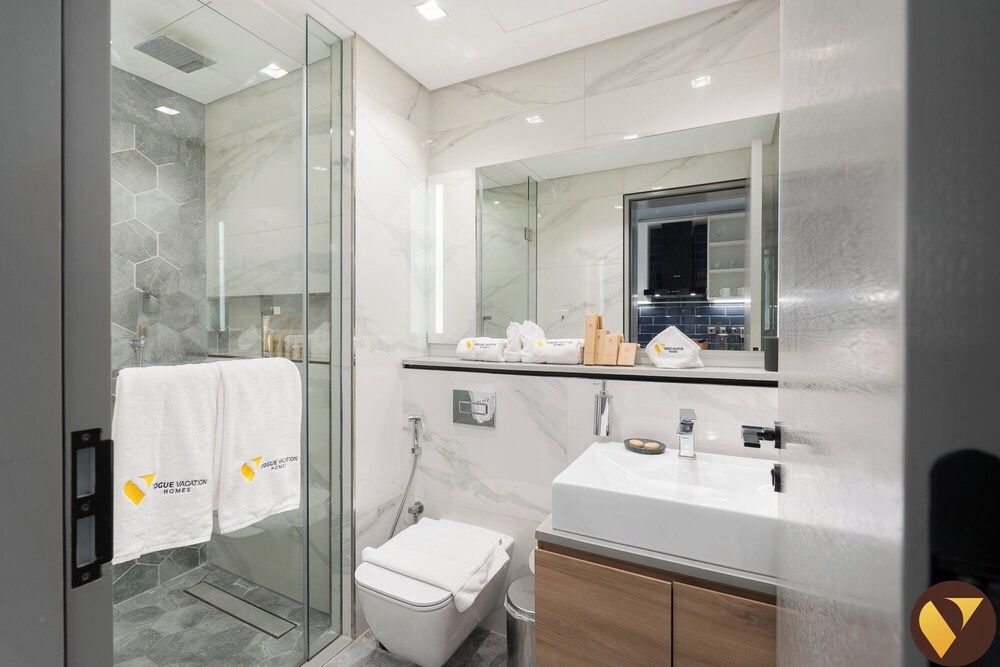 Downtown close to Burj Khalifa Dubai Mal Studio, Balcony, City View 12