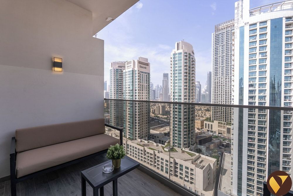 Downtown close to Burj Khalifa Dubai Mal Studio, Balcony, City View 14