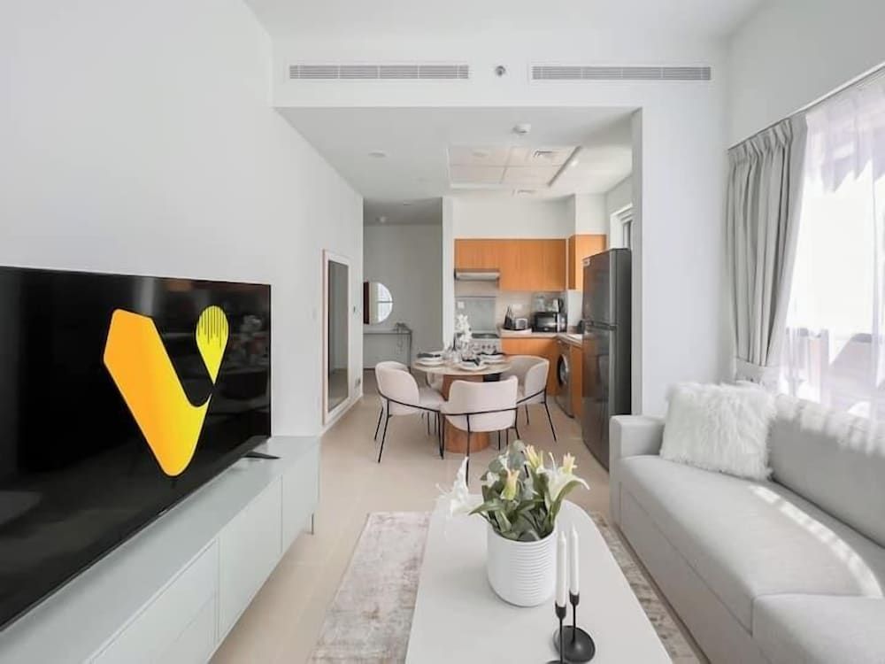 Luxury Apartment, City View