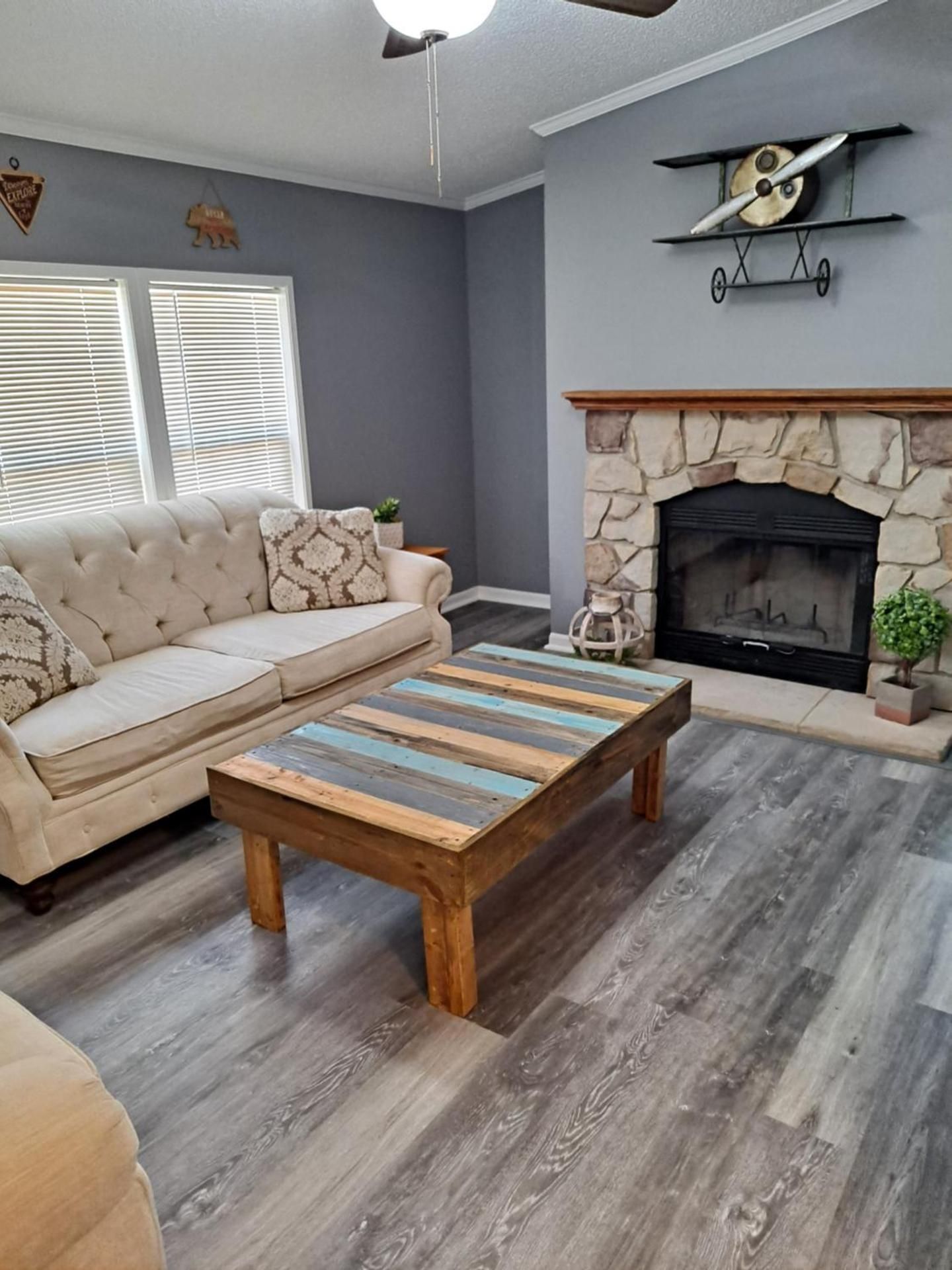 Queen Room with Shared Bathroom