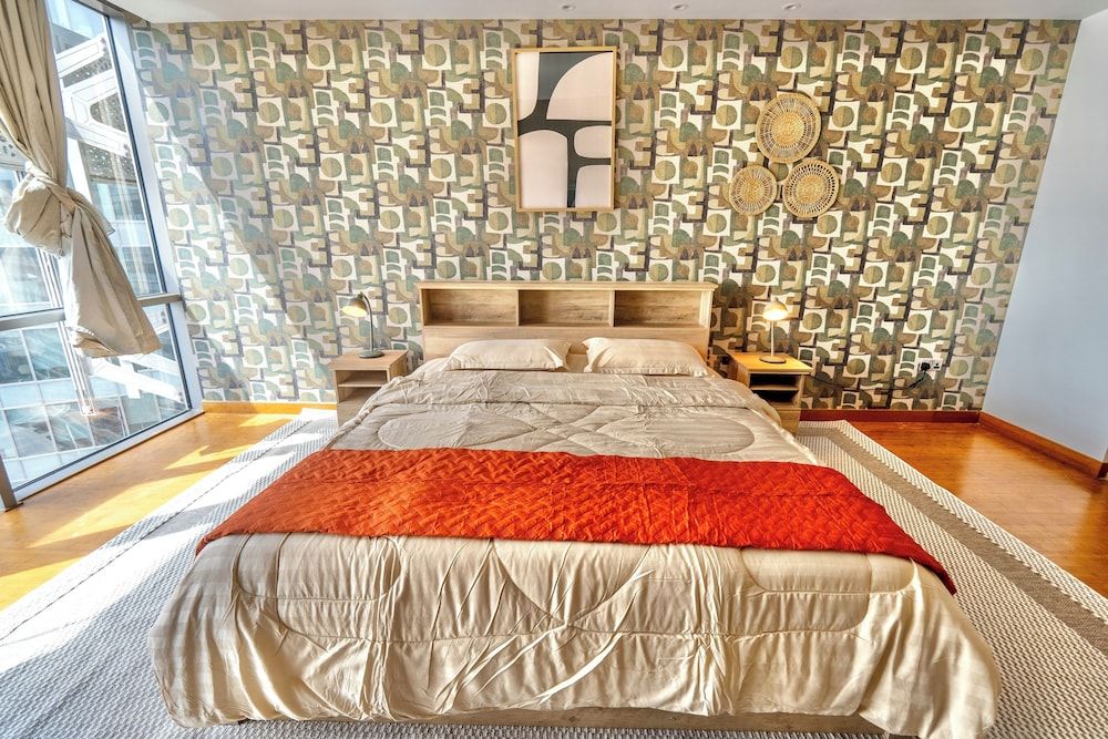 Premium Apartment, City View
