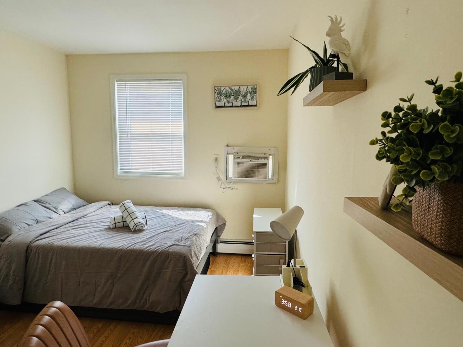 Double Room with Private External Bathroom