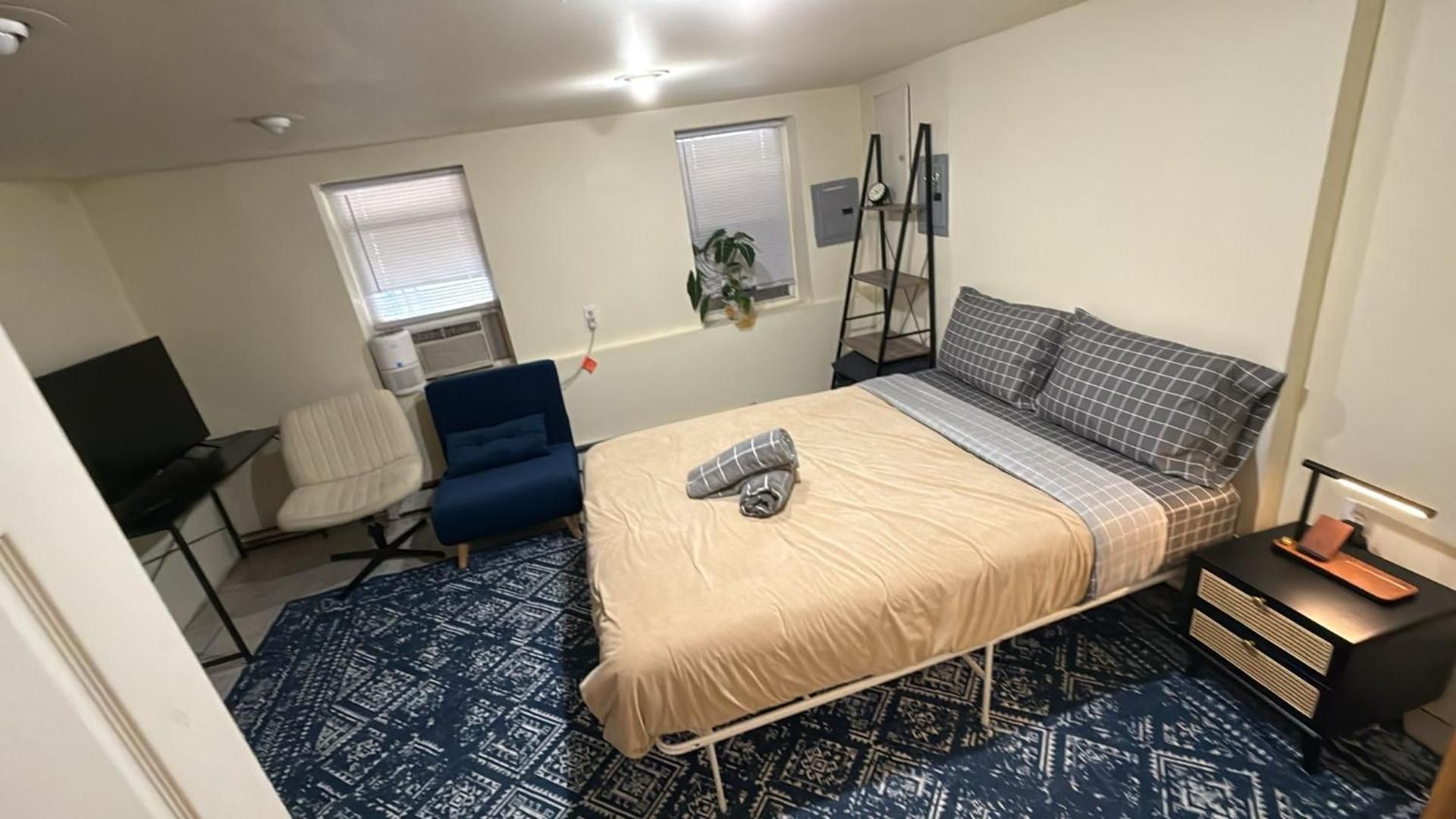 Double Room with Private Bathroom