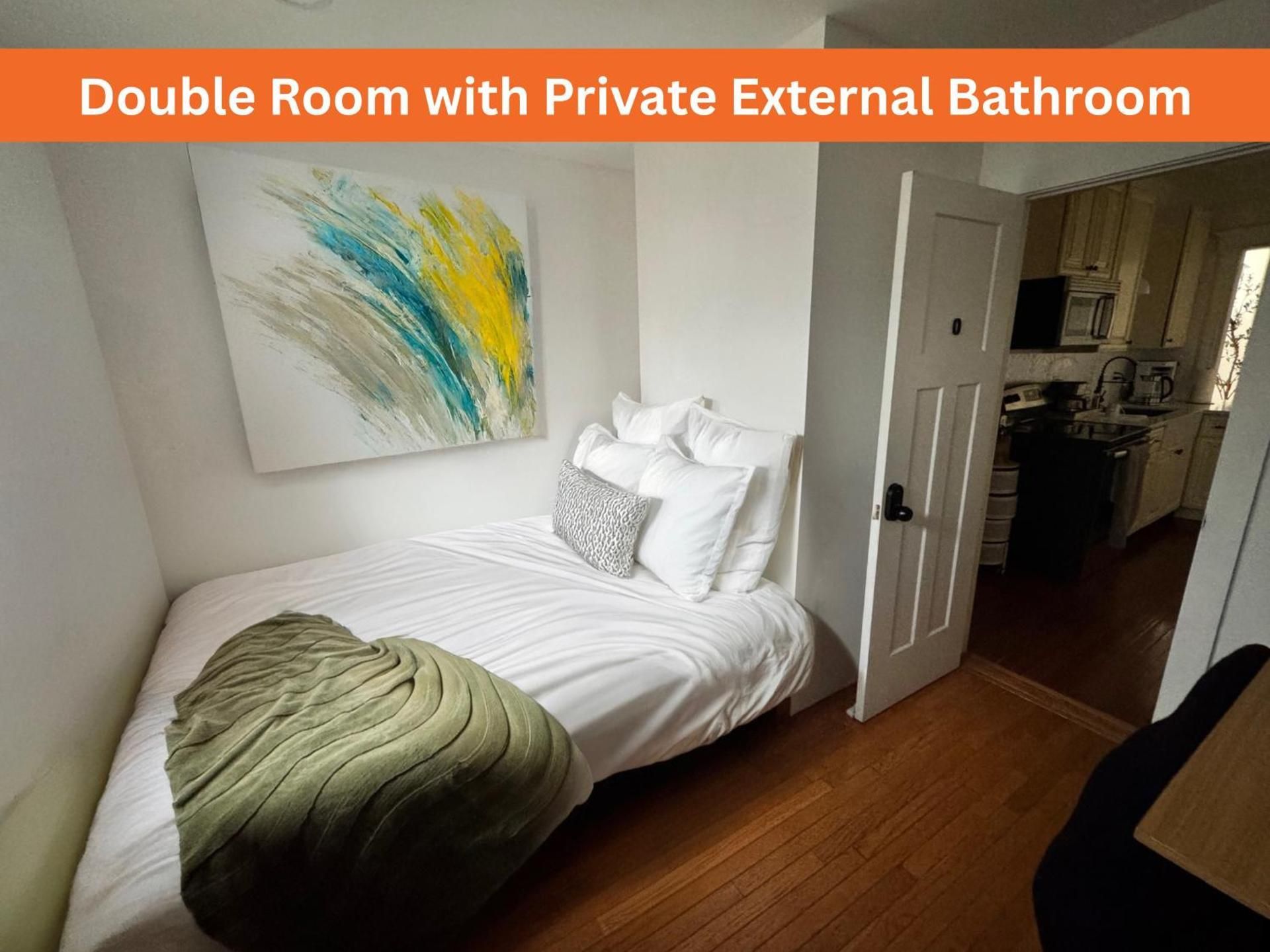 Double Room with Private External Bathroom