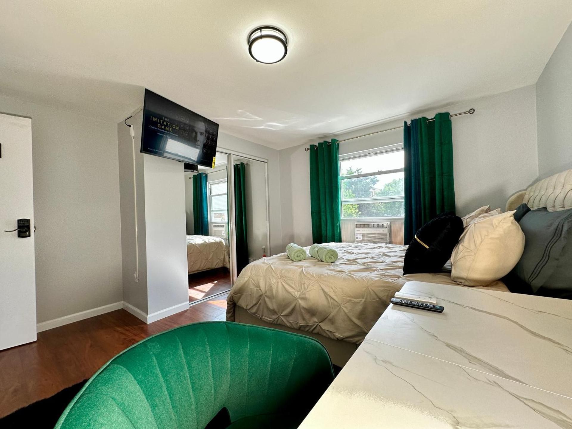 Luxury Triple Room
