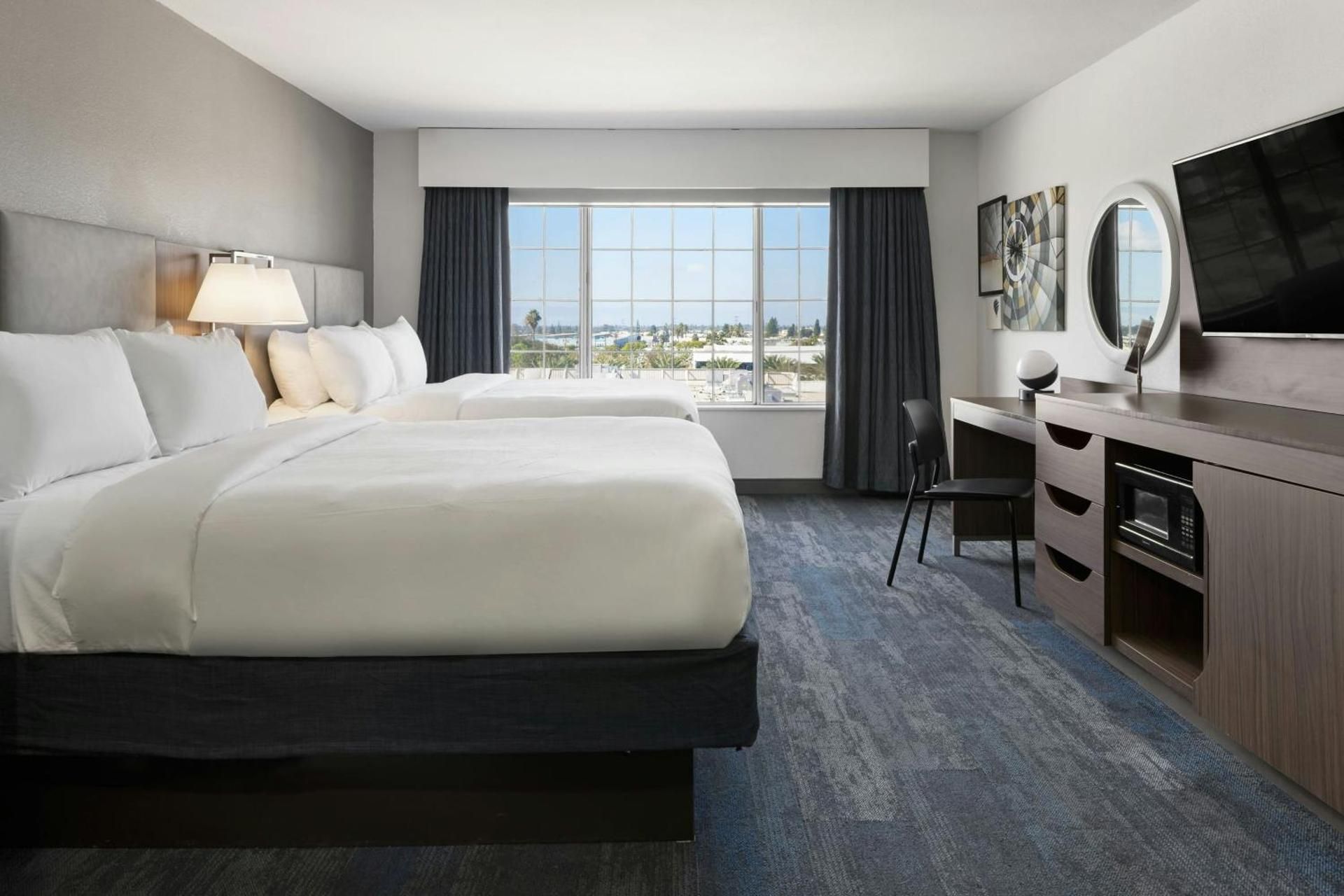 Queen Room with Two Queen Beds and Sofa Bed - Hearing Accessible