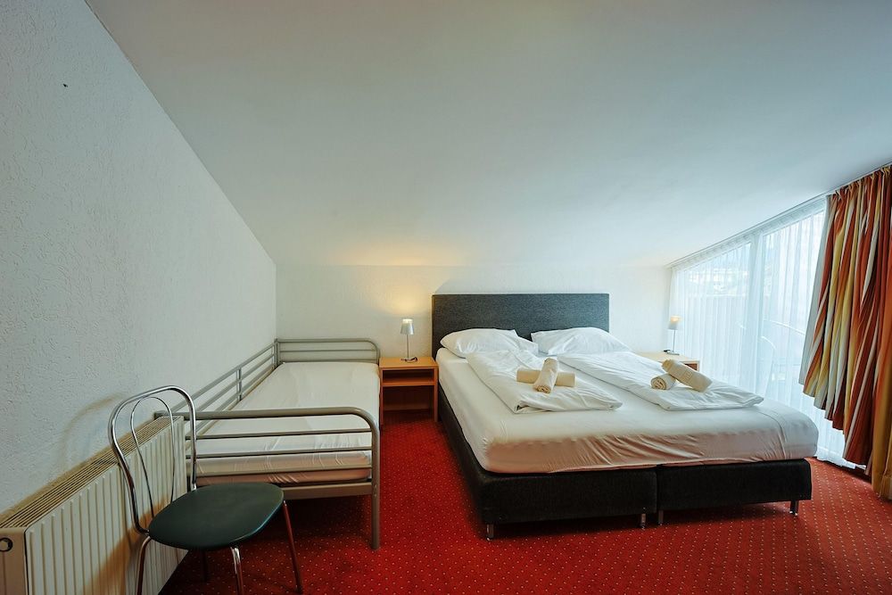 Götznerhof - Self-Check-in Comfort Triple Room, Balcony 2